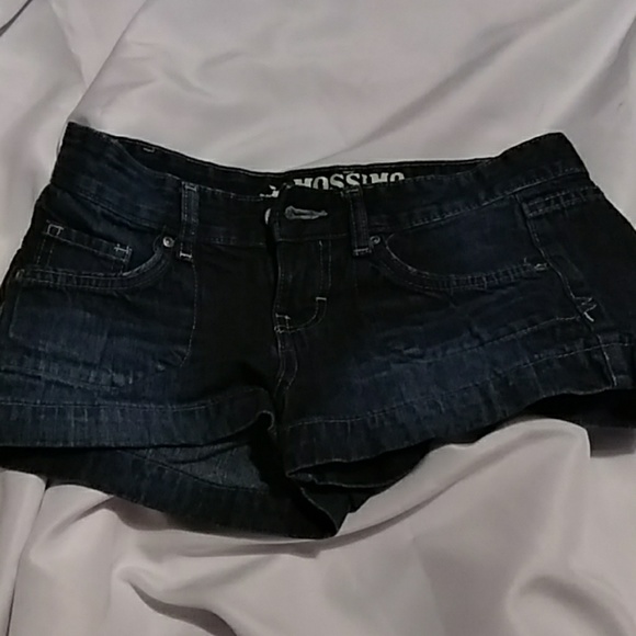 Short - Picture 1 of 2